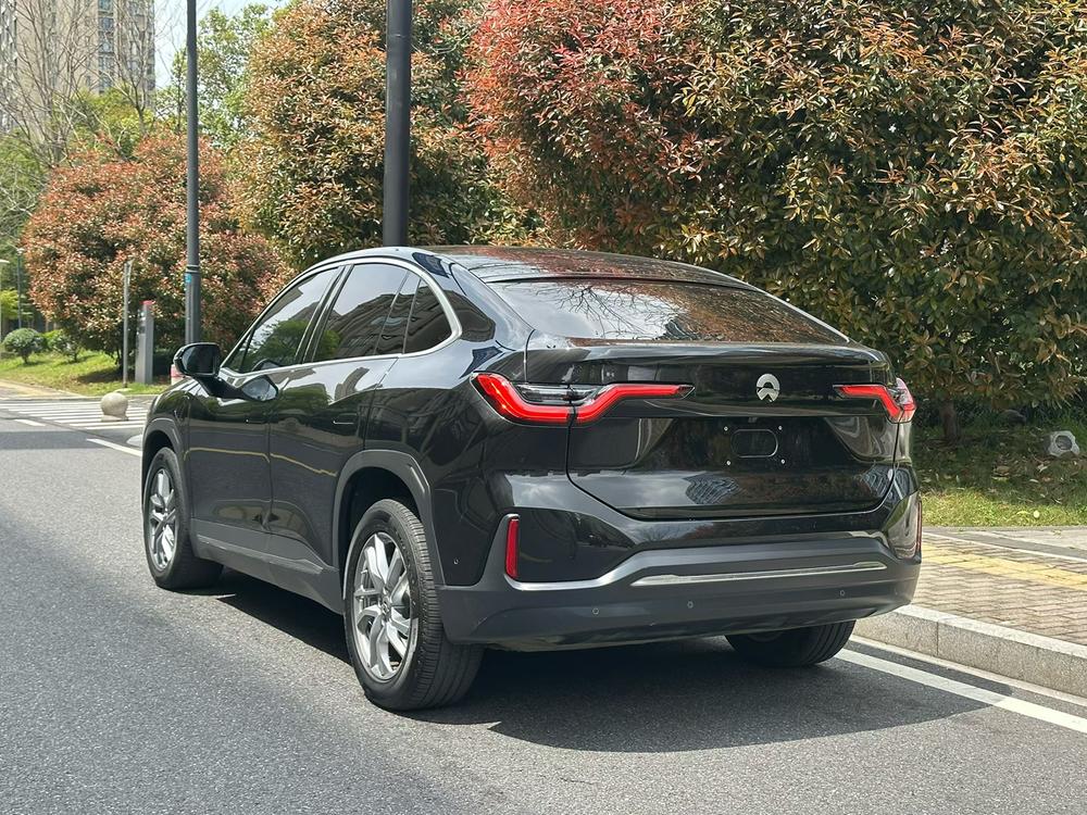 NIO NIO EC6