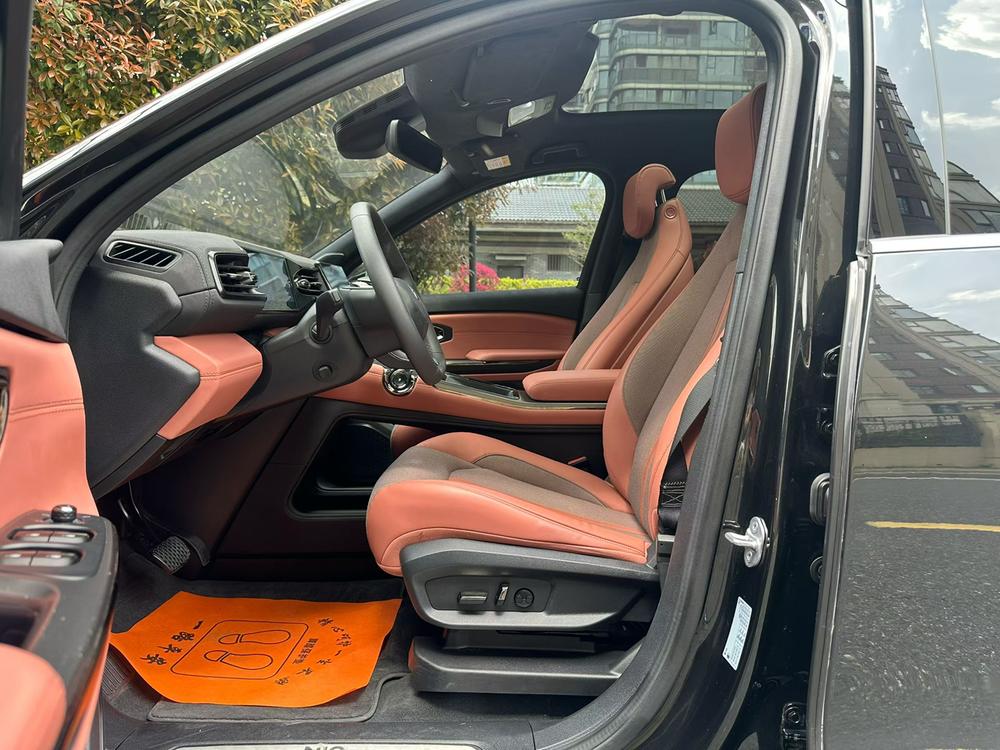 NIO NIO EC6