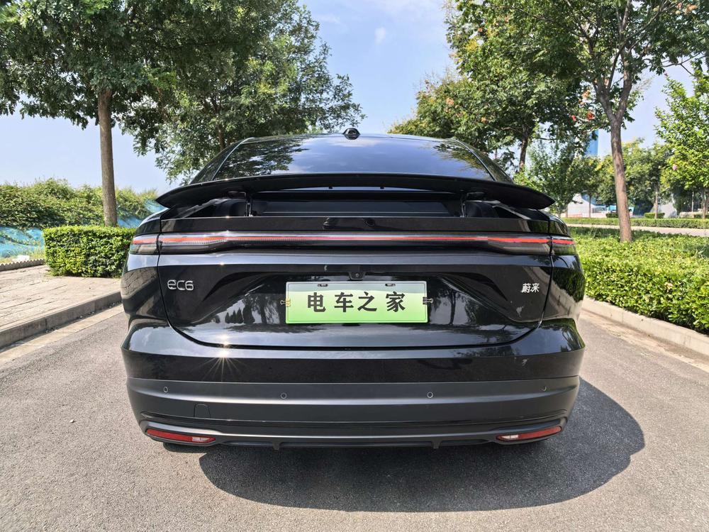 NIO NIO EC6