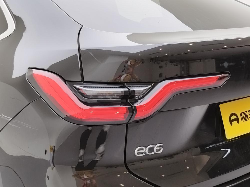 NIO NIO EC6