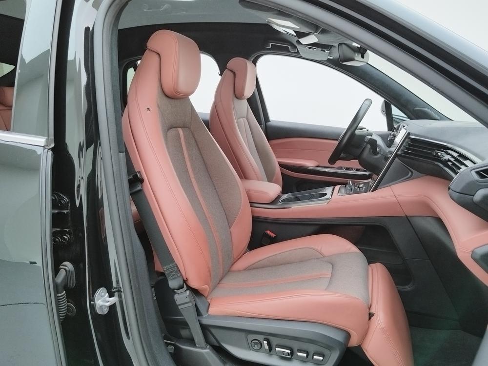 NIO NIO EC6