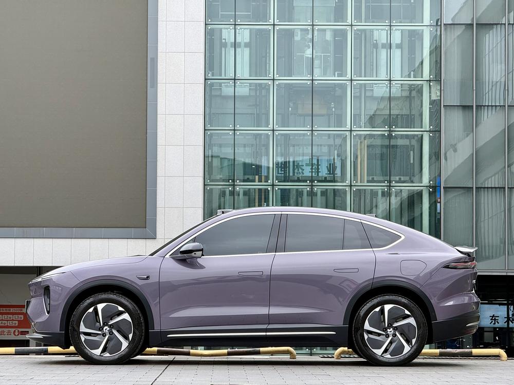 NIO NIO EC6