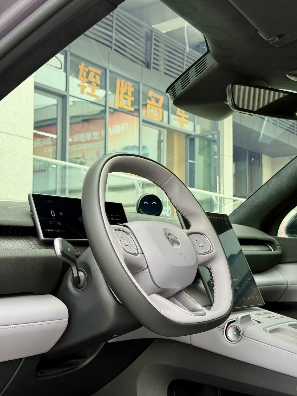 NIO NIO EC6