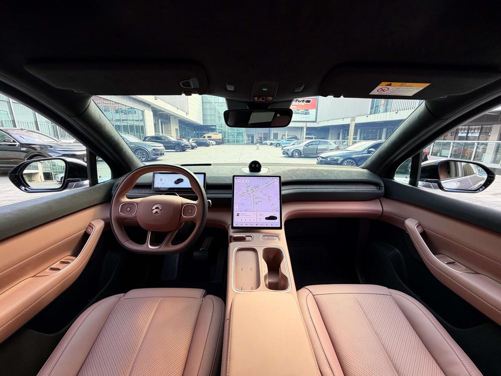 NIO NIO EC6