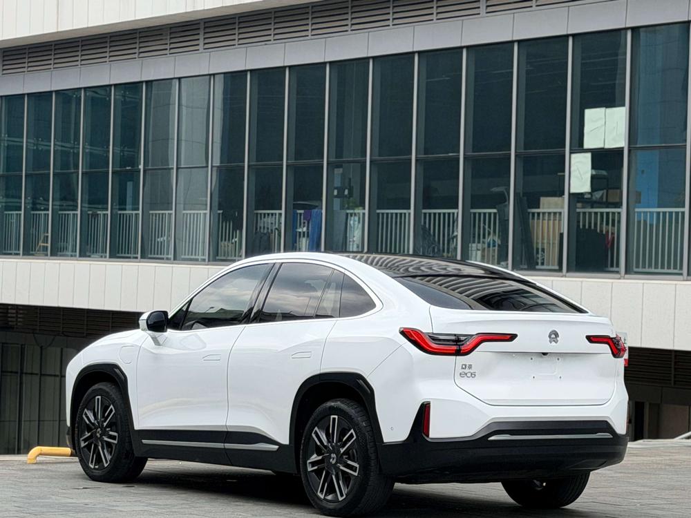 NIO NIO EC6