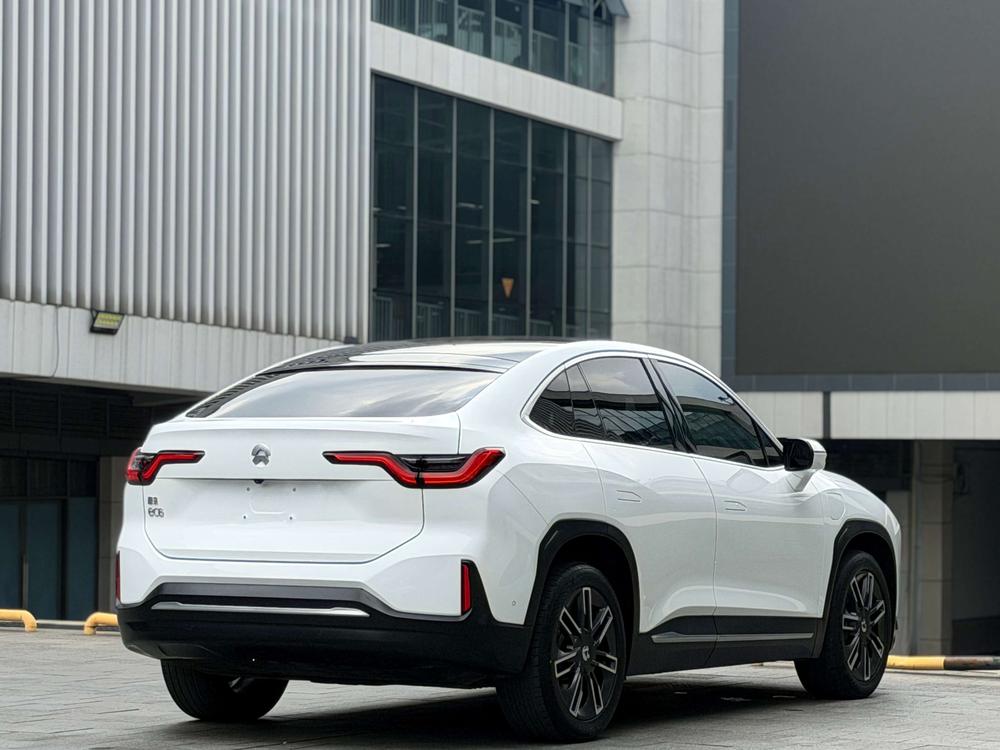 NIO NIO EC6