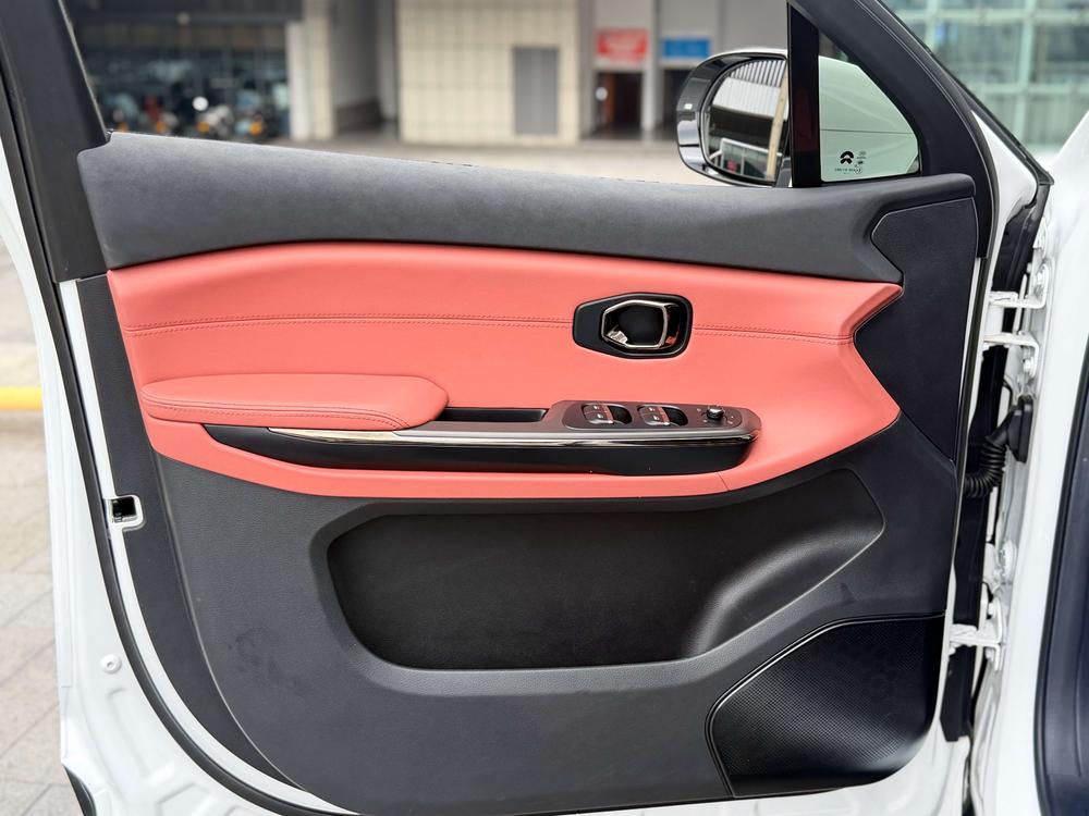 NIO NIO EC6