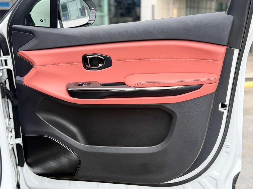 NIO NIO EC6