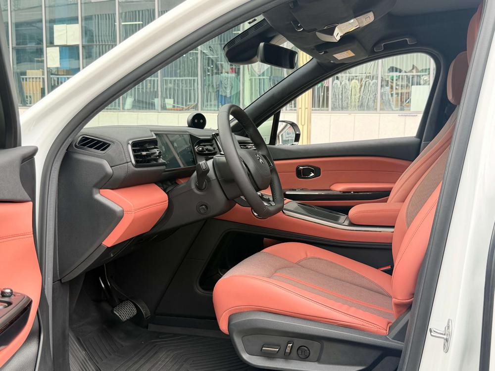 NIO NIO EC6
