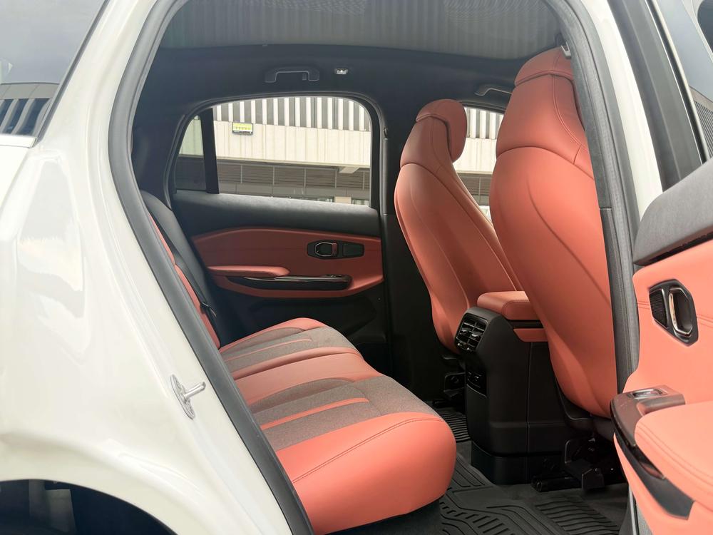 NIO NIO EC6