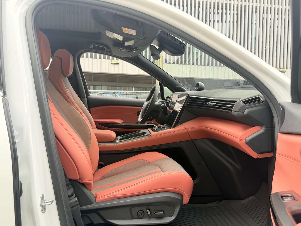NIO NIO EC6