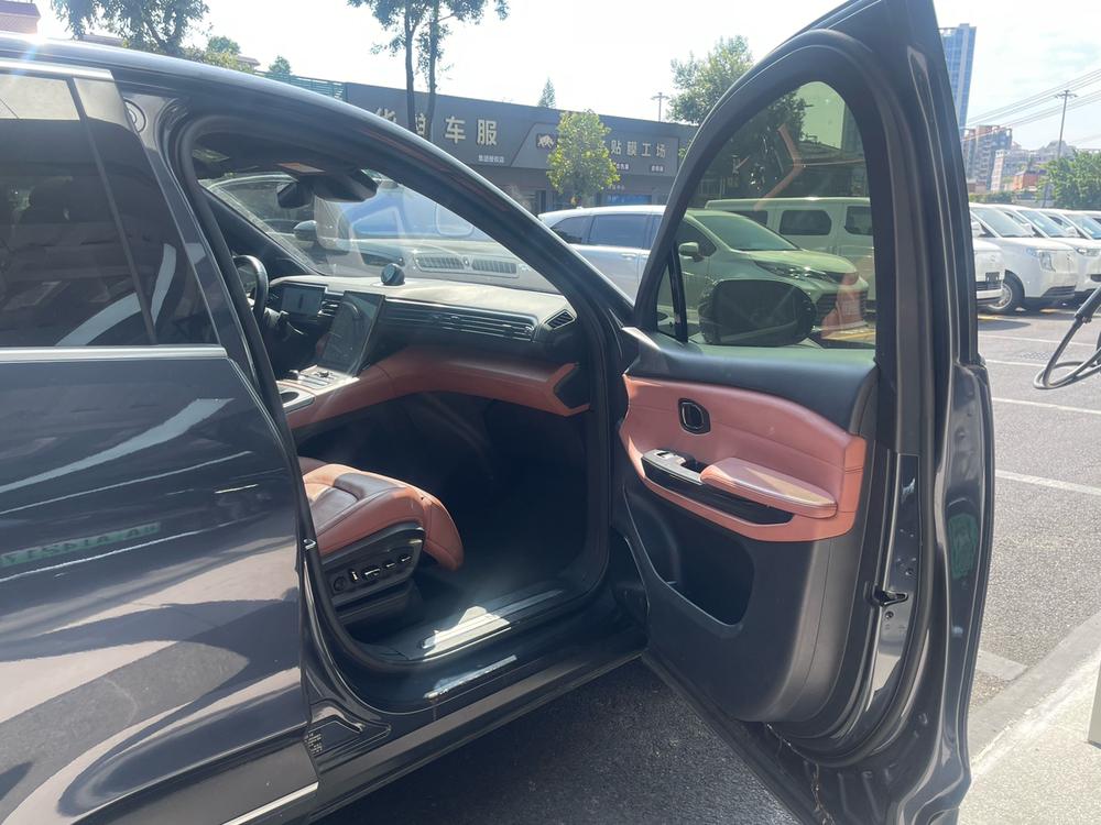 NIO NIO EC6