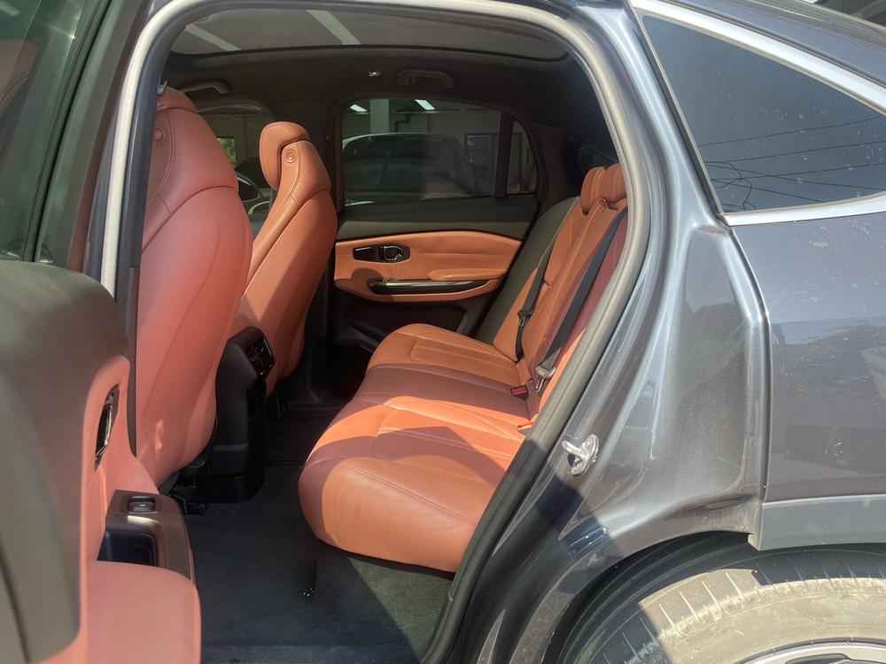 NIO NIO EC6