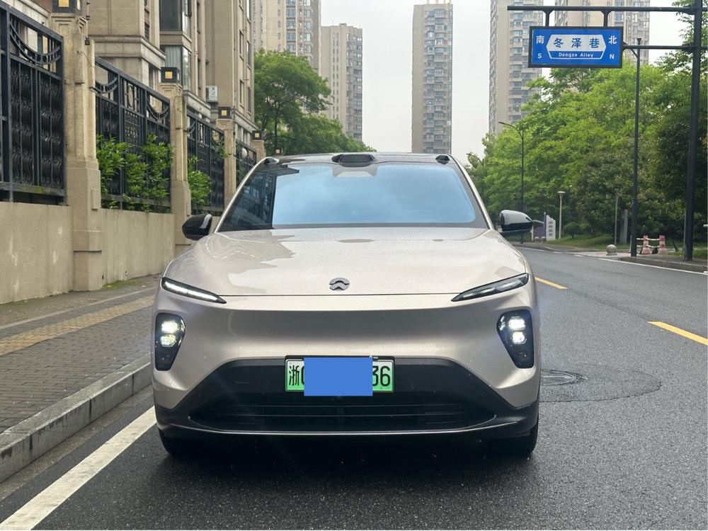 NIO NIO EC7
