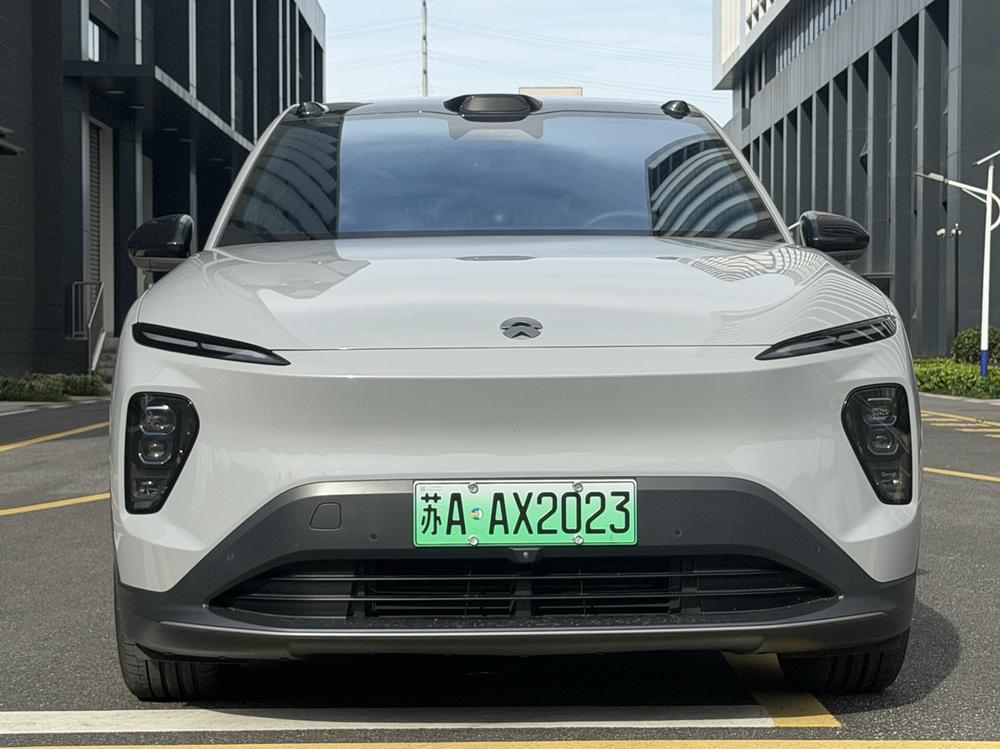 NIO NIO EC7