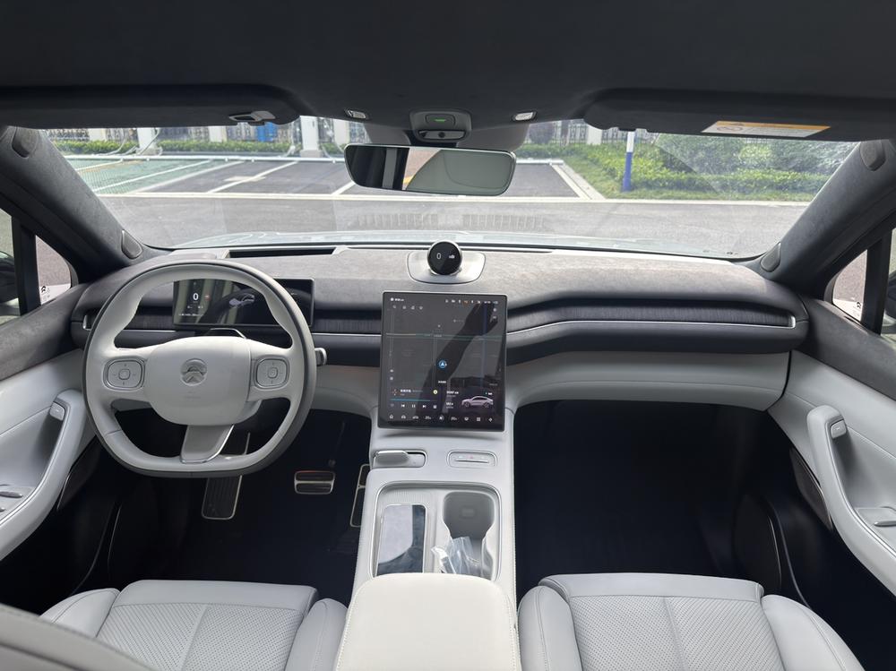 NIO NIO EC7