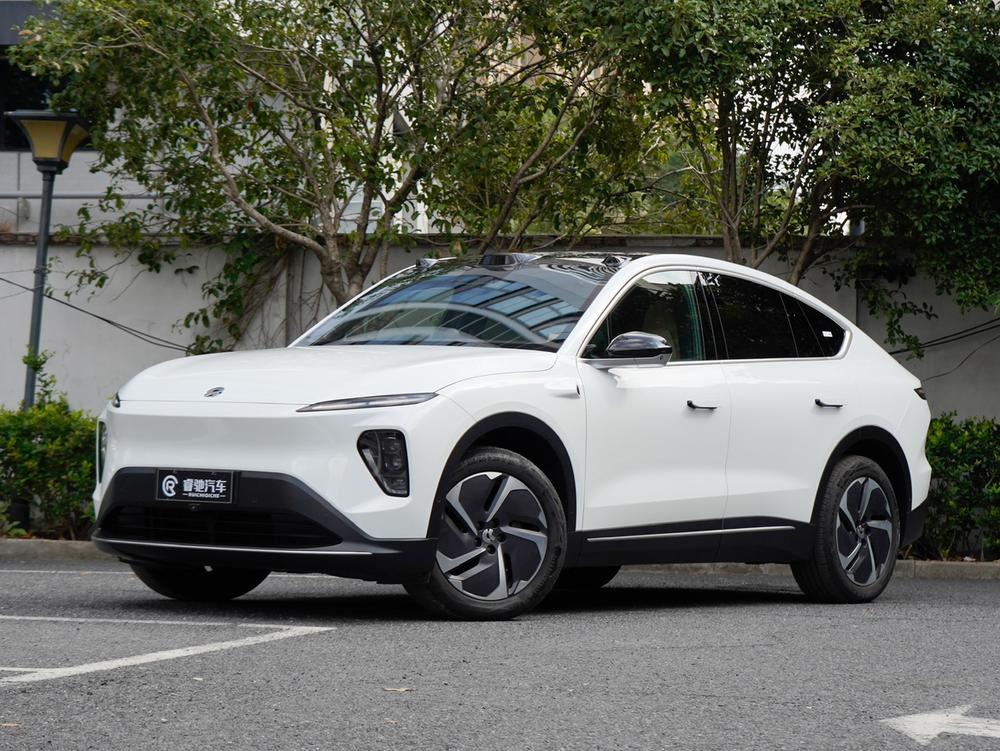 NIO NIO EC7