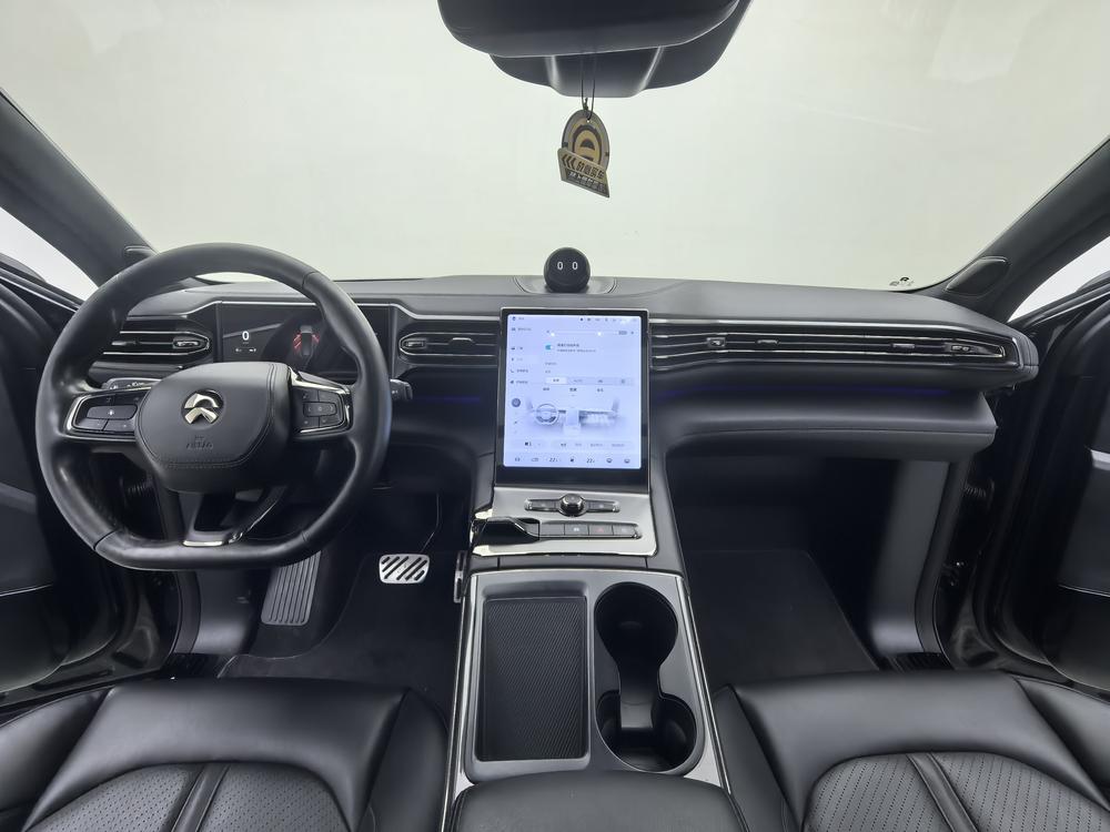 NIO NIO ES6