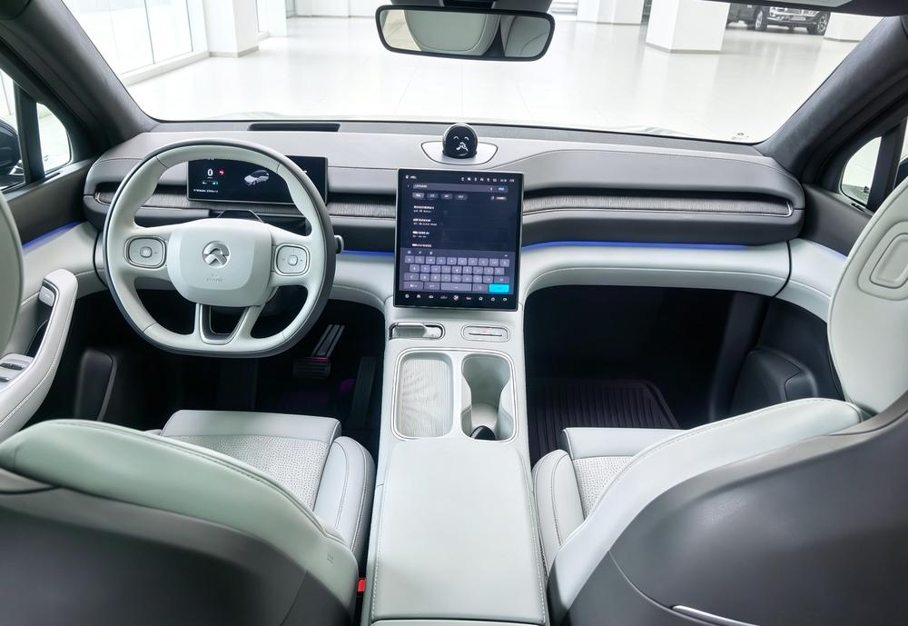 NIO NIO ES6