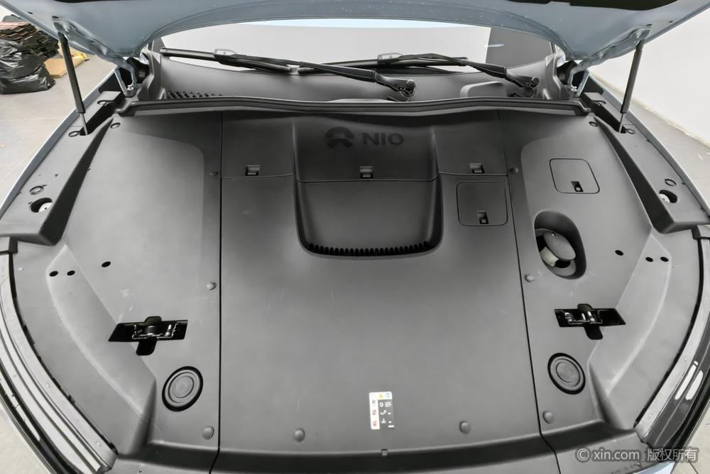NIO NIO ES6