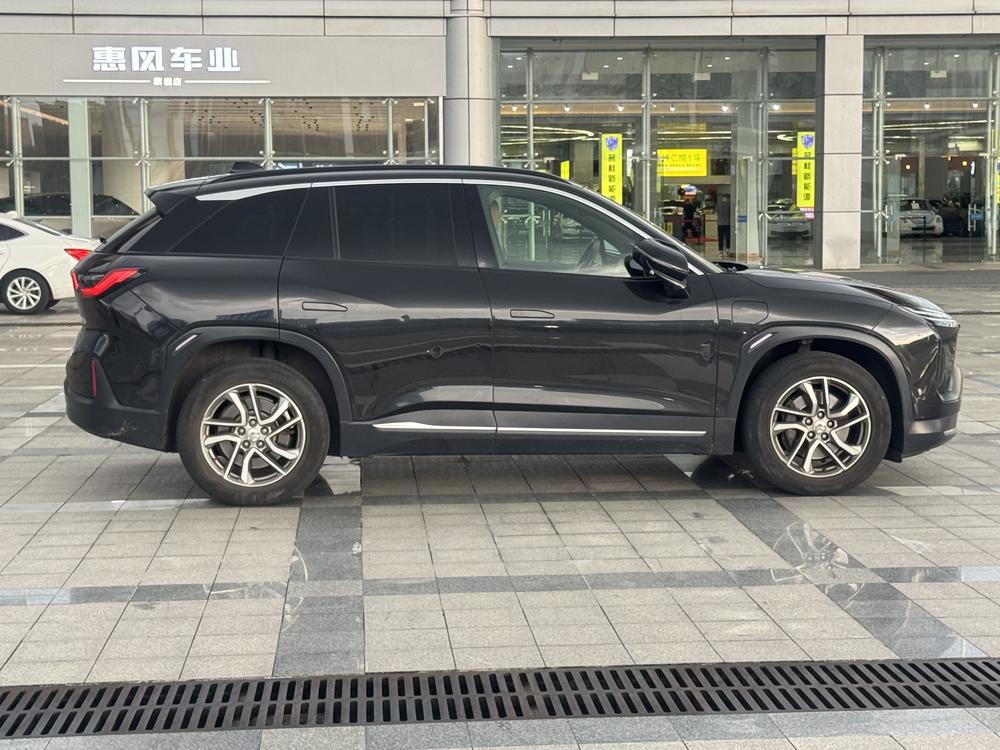 NIO NIO ES6