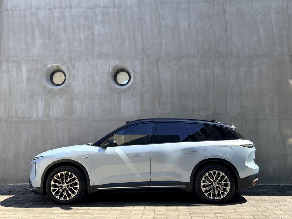 NIO NIO ES6