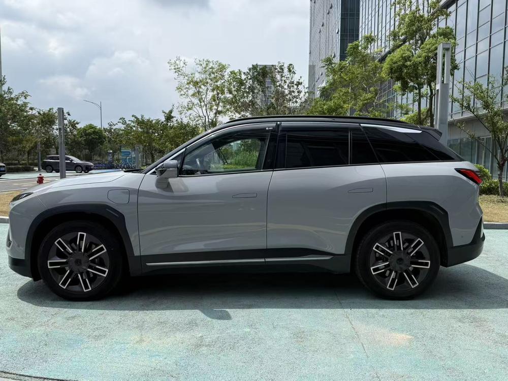 NIO NIO ES6