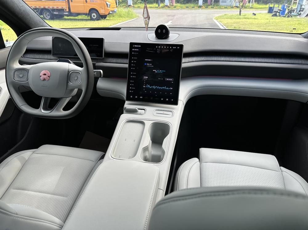 NIO NIO ES6