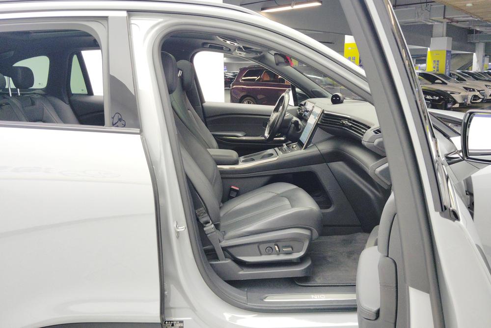 NIO NIO ES6