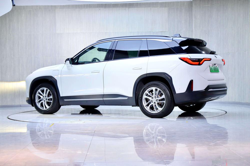 NIO NIO ES6