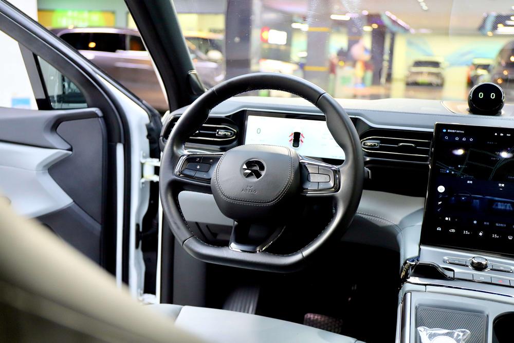 NIO NIO ES6