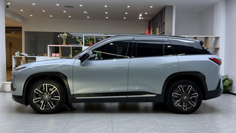 NIO NIO ES6