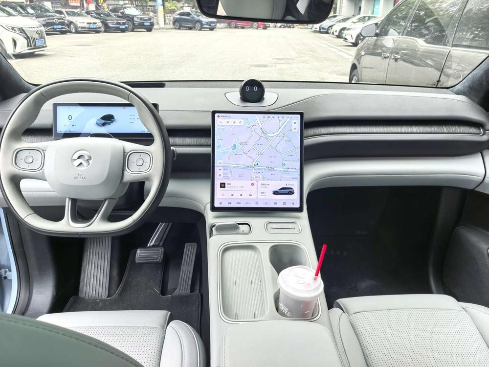 NIO NIO ES6