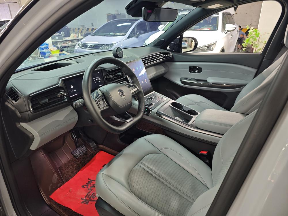 NIO NIO ES6