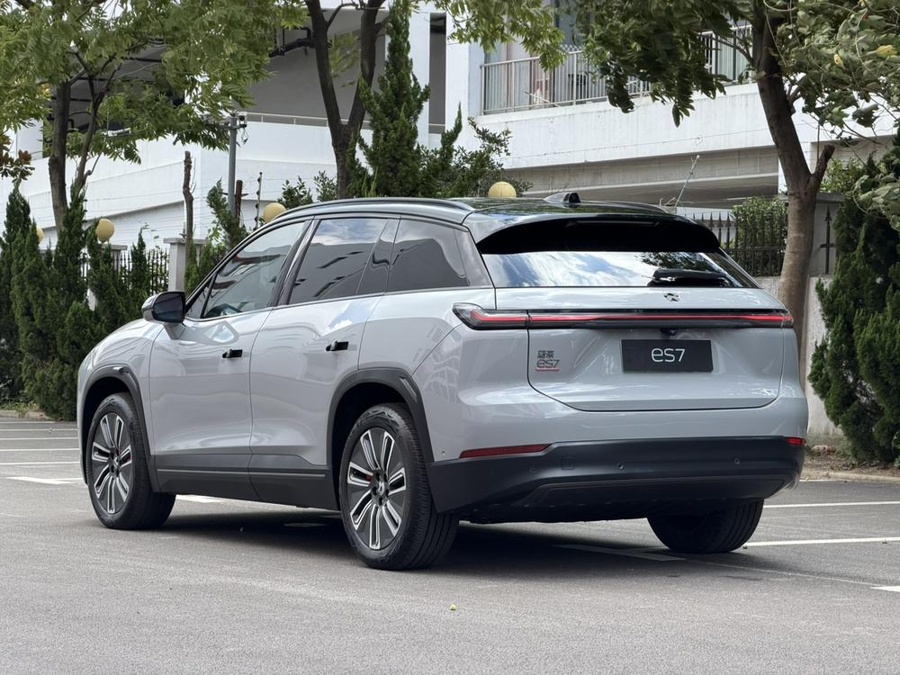 NIO NIO ES7