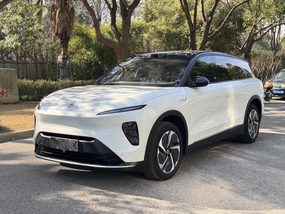 NIO NIO ES8