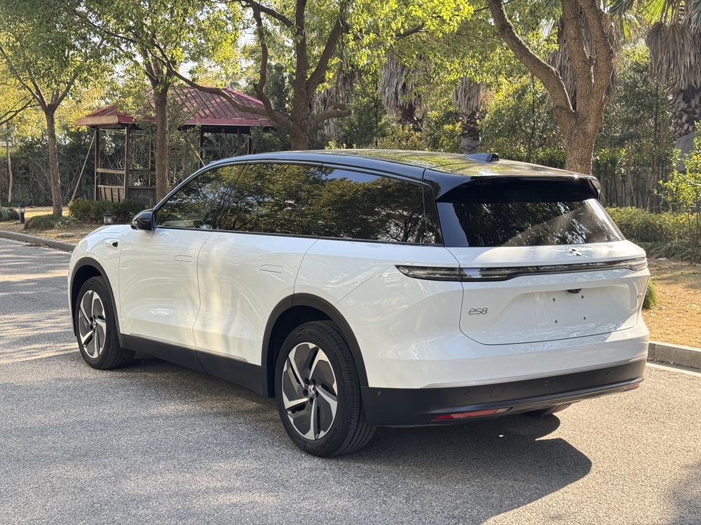 NIO NIO ES8
