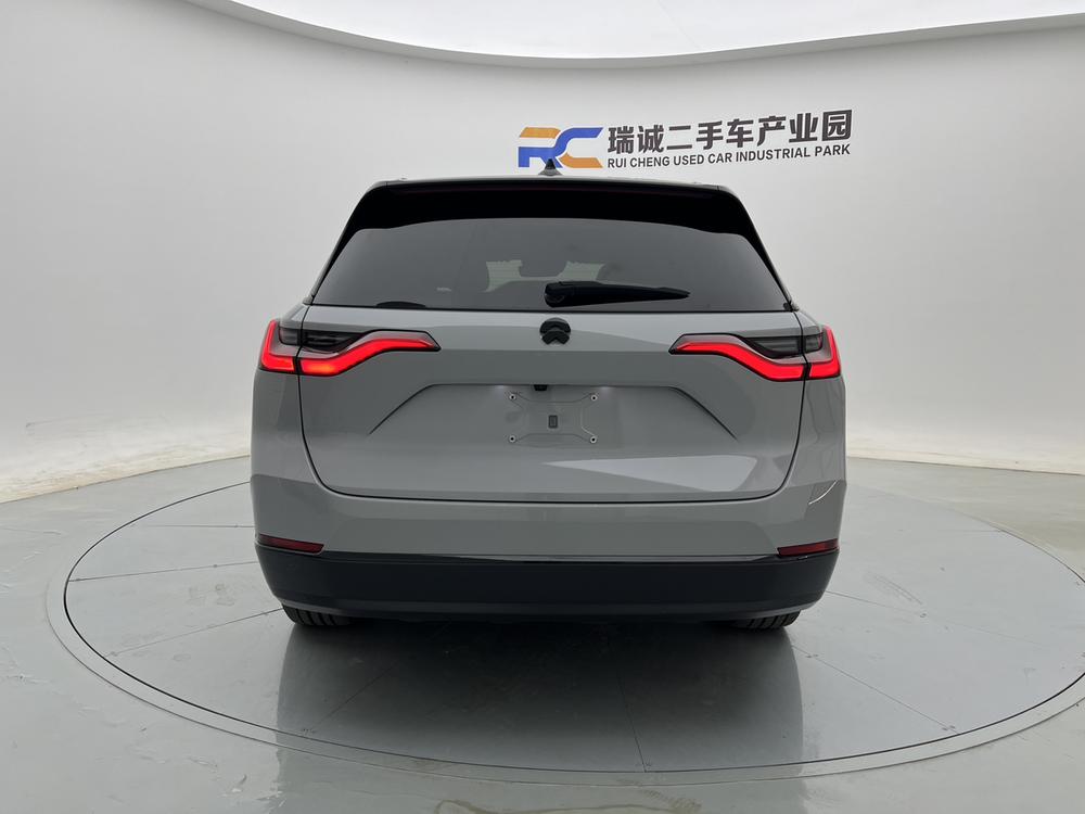 NIO NIO ES8