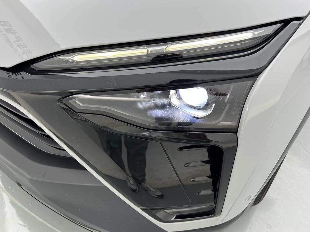 NIO NIO ES8