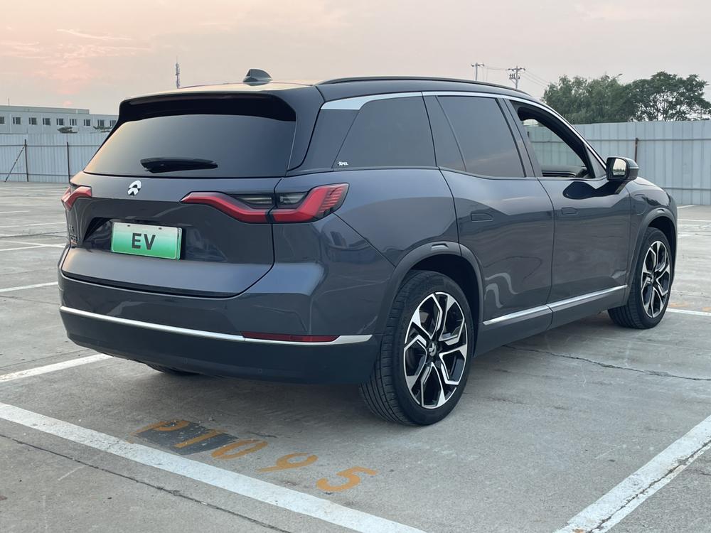 NIO NIO ES8
