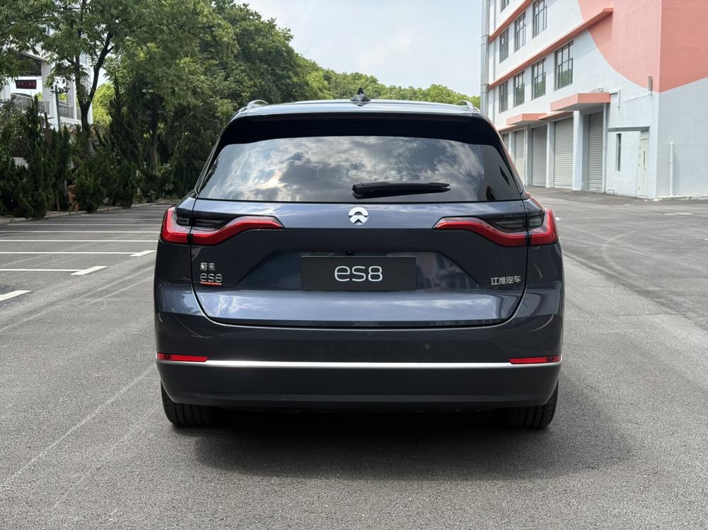 NIO NIO ES8