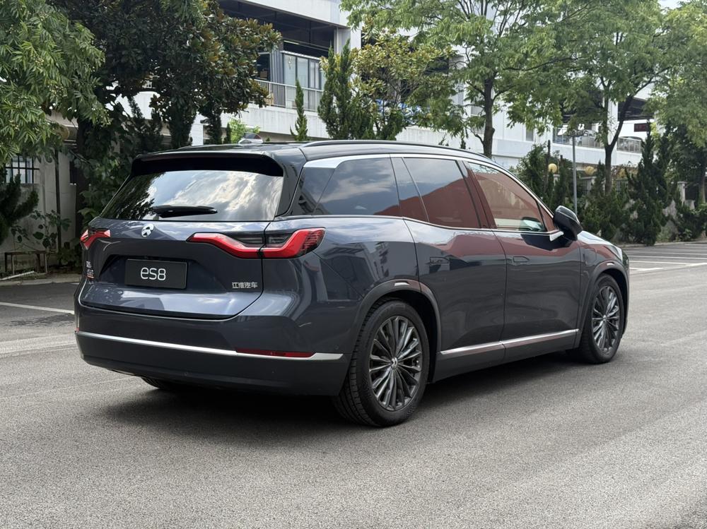 NIO NIO ES8