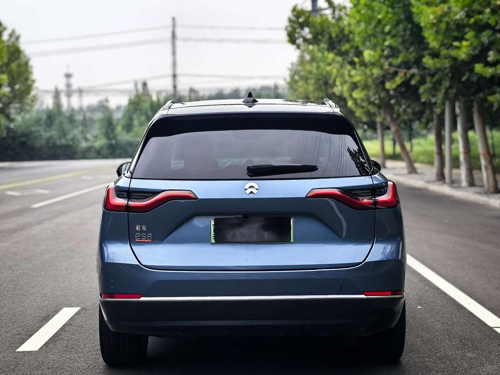 NIO NIO ES8