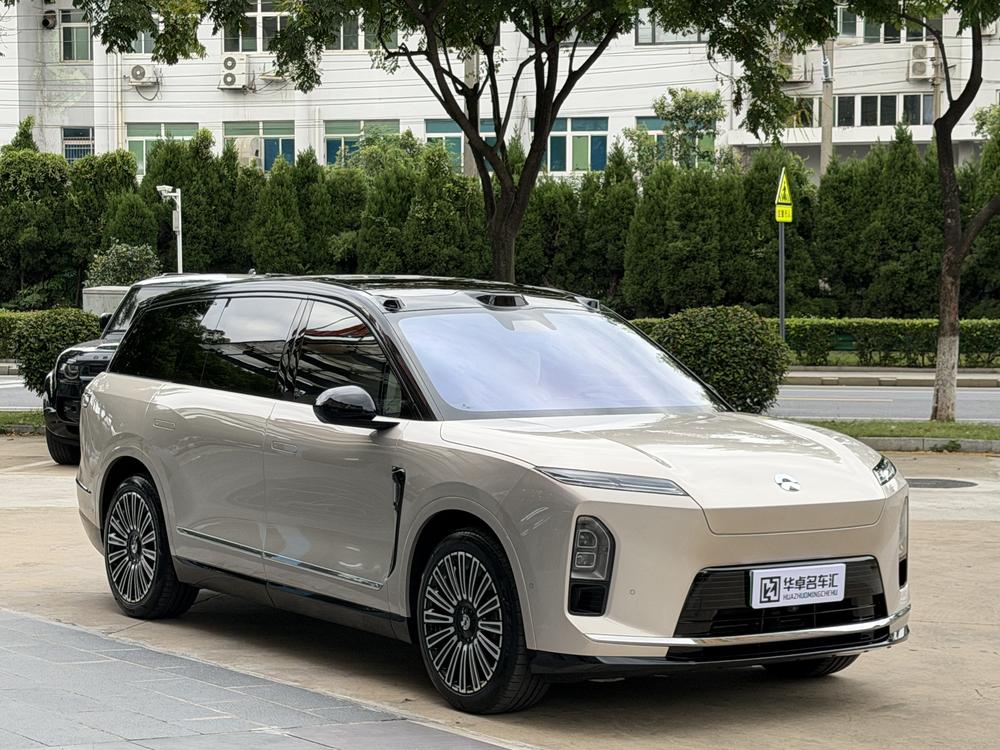NIO NIO ES8