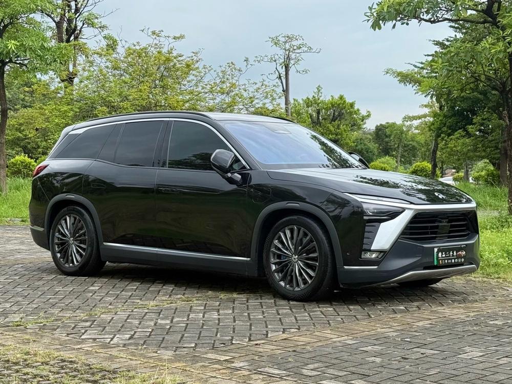 NIO NIO ES8