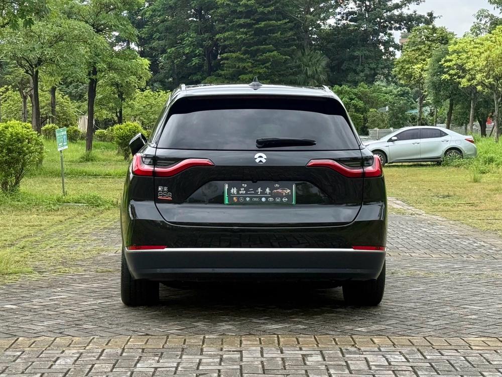 NIO NIO ES8