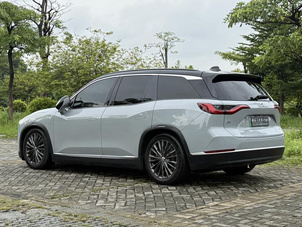 NIO NIO ES8