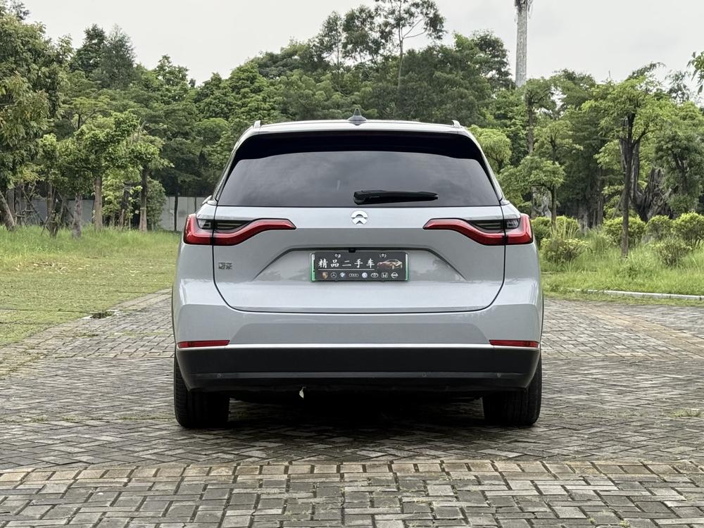 NIO NIO ES8