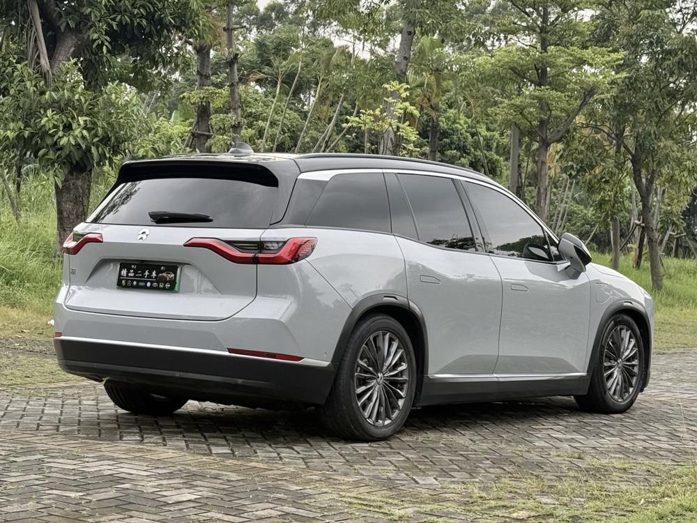 NIO NIO ES8