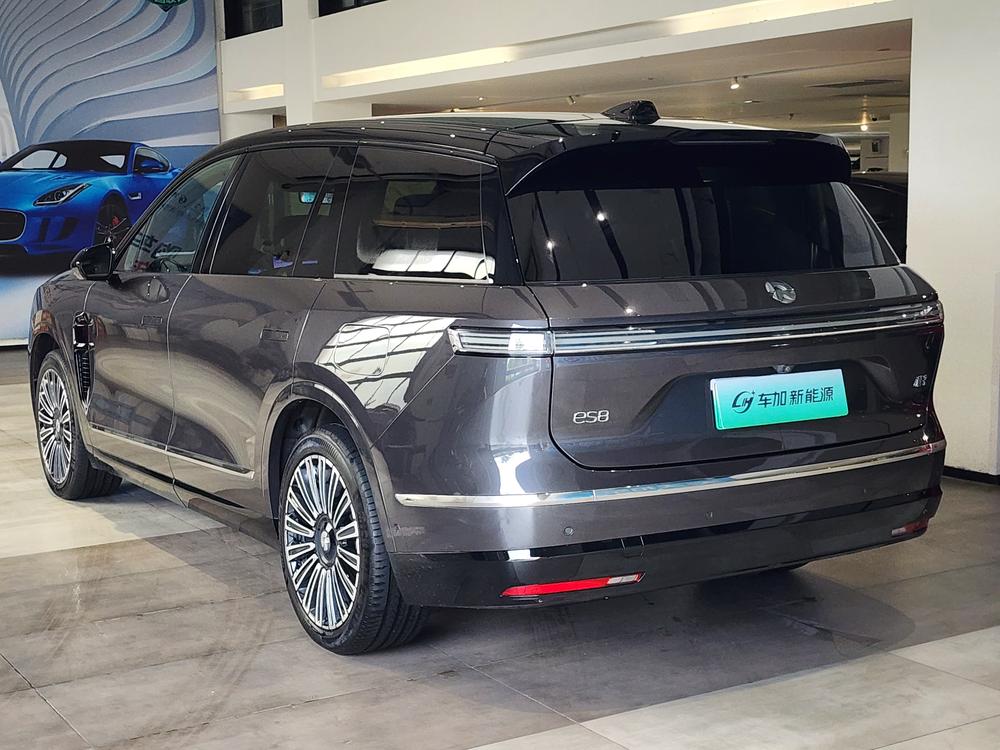 NIO NIO ES8